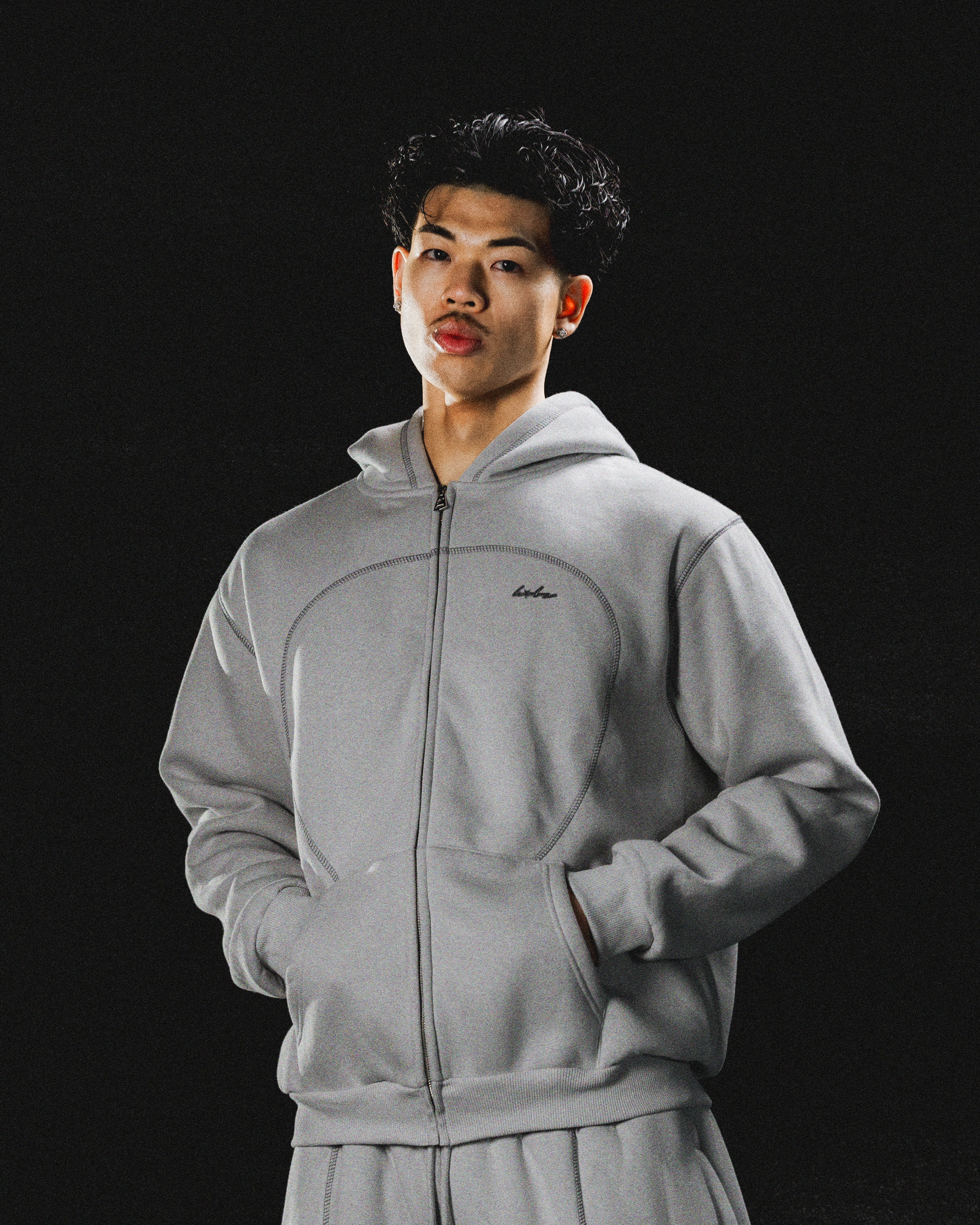 SEAMY ZIPHOODIE GREY