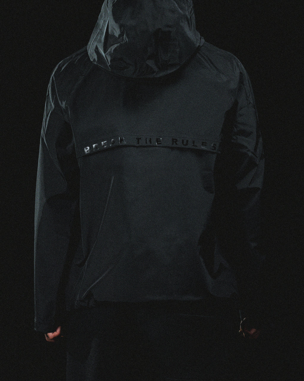 ONYX RAINJACKET