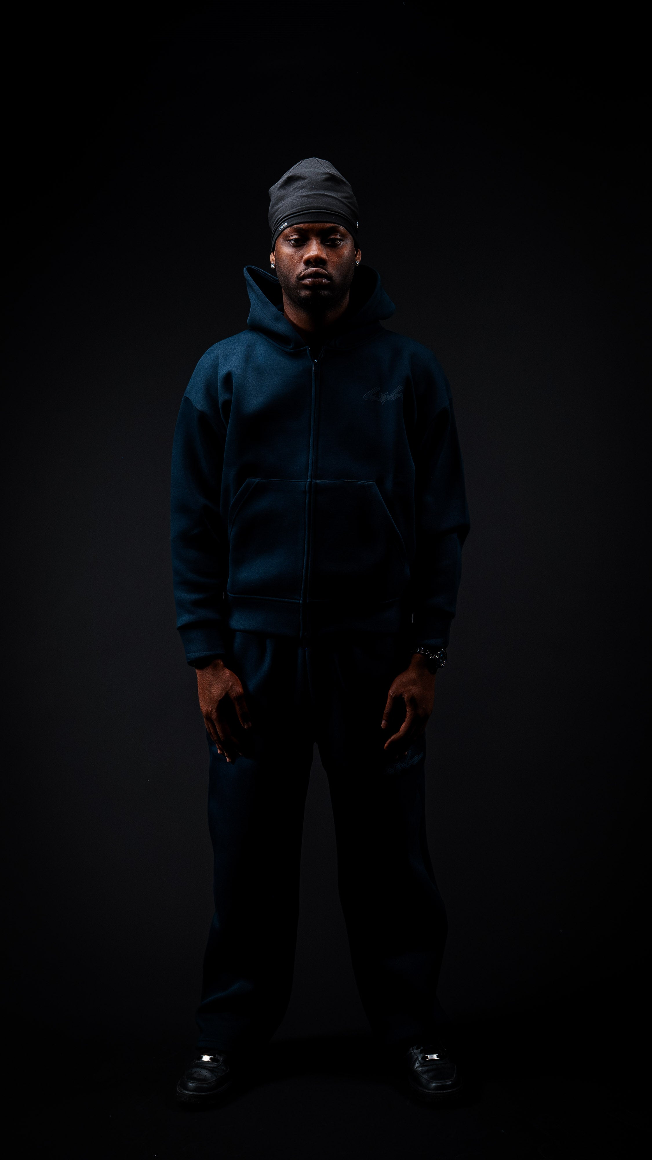SIGNATURE JOGGER MIDNIGHT BLUE