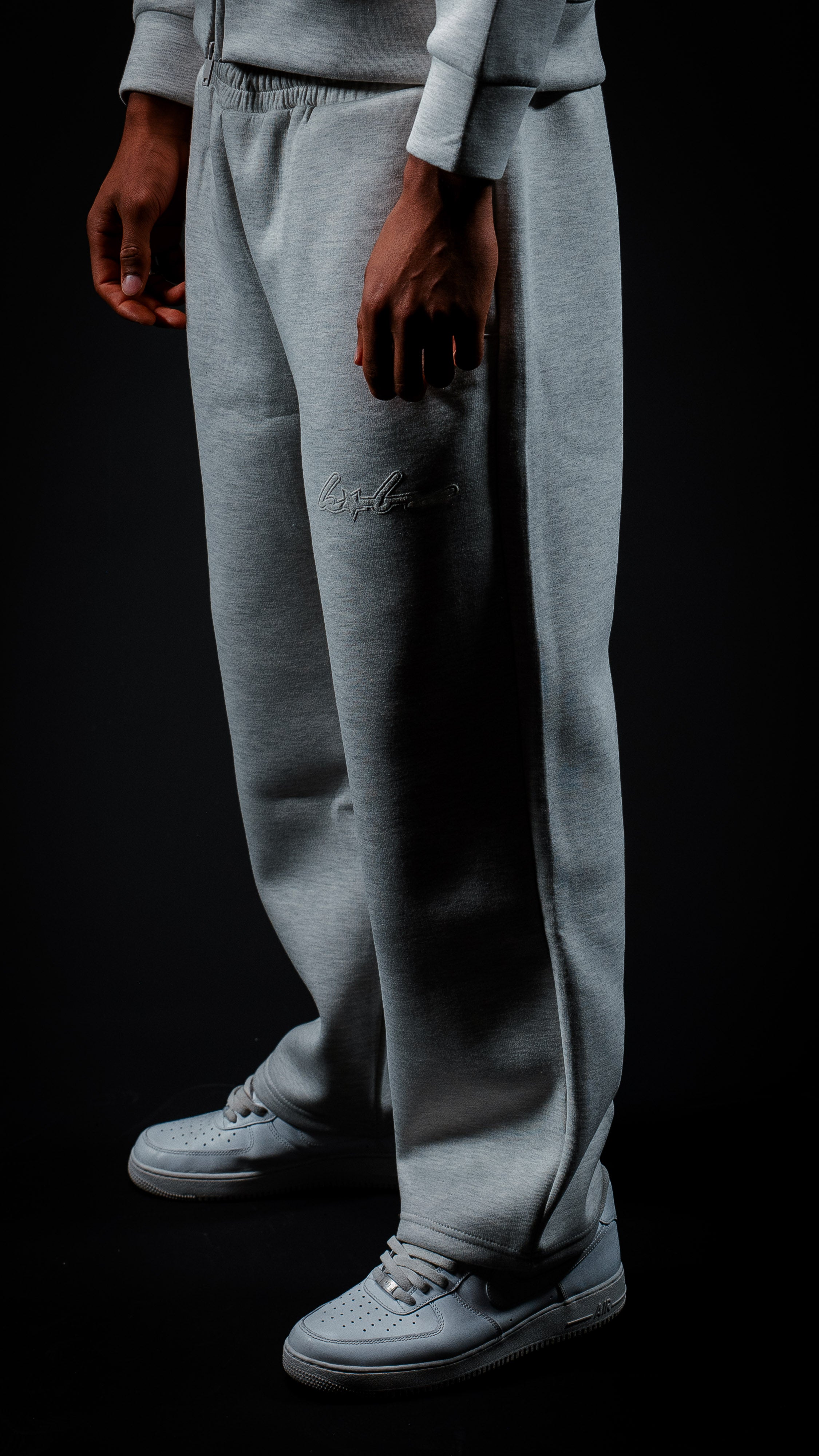 SIGNATURE JOGGER LIGHT GREY