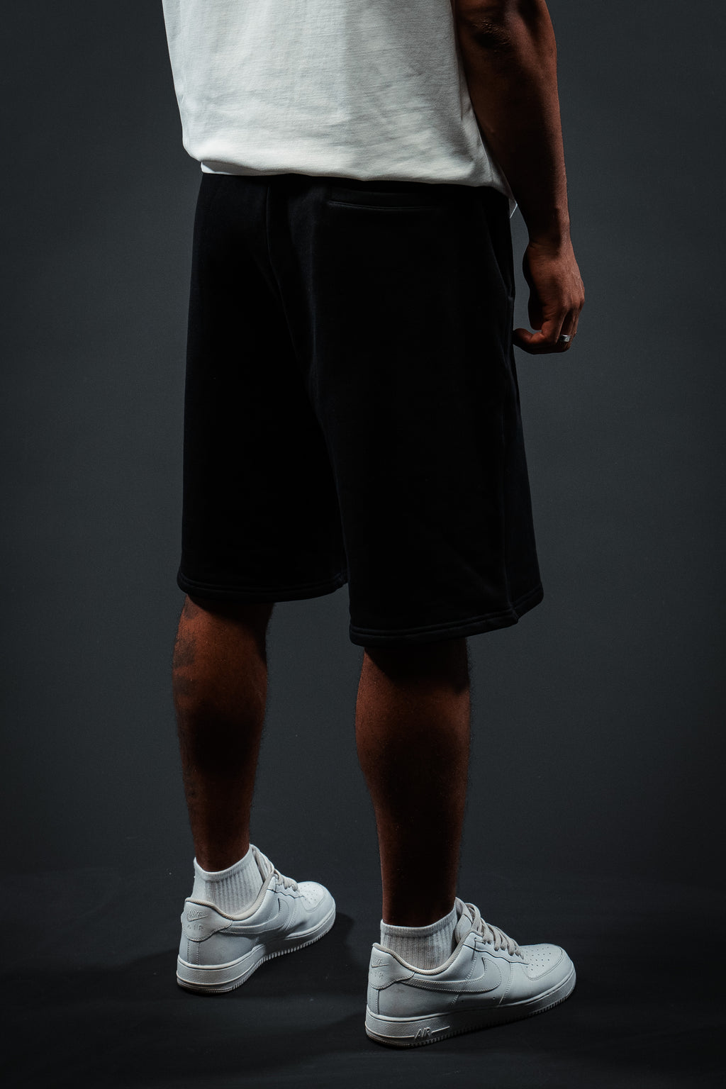 KOBZ PUFF PRINT BLACK SHORT