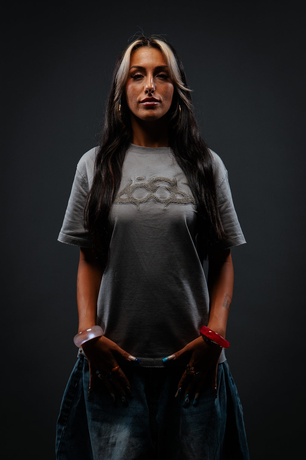 STONE ARABIC TEE
