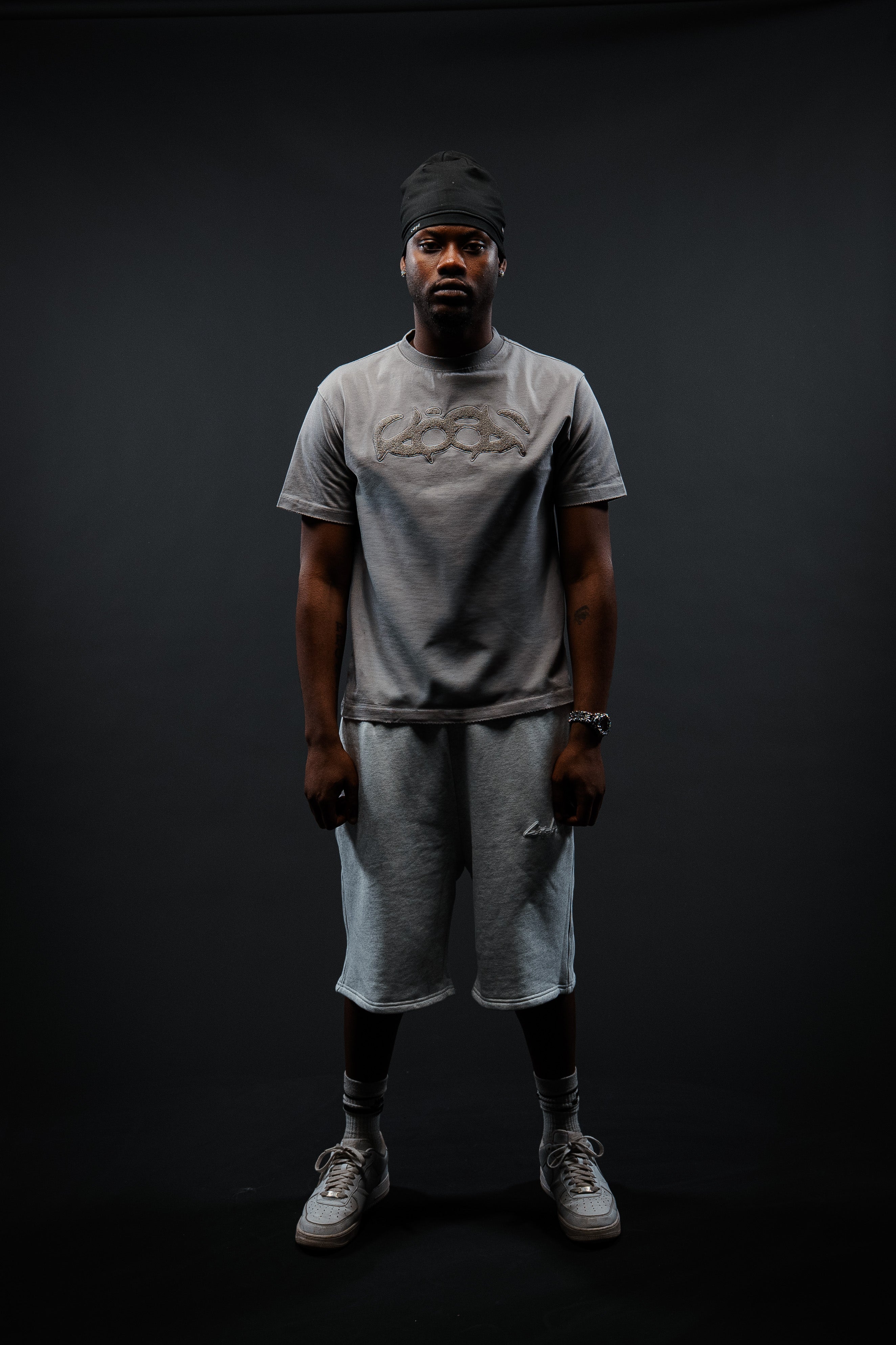 STONE ARABIC TEE