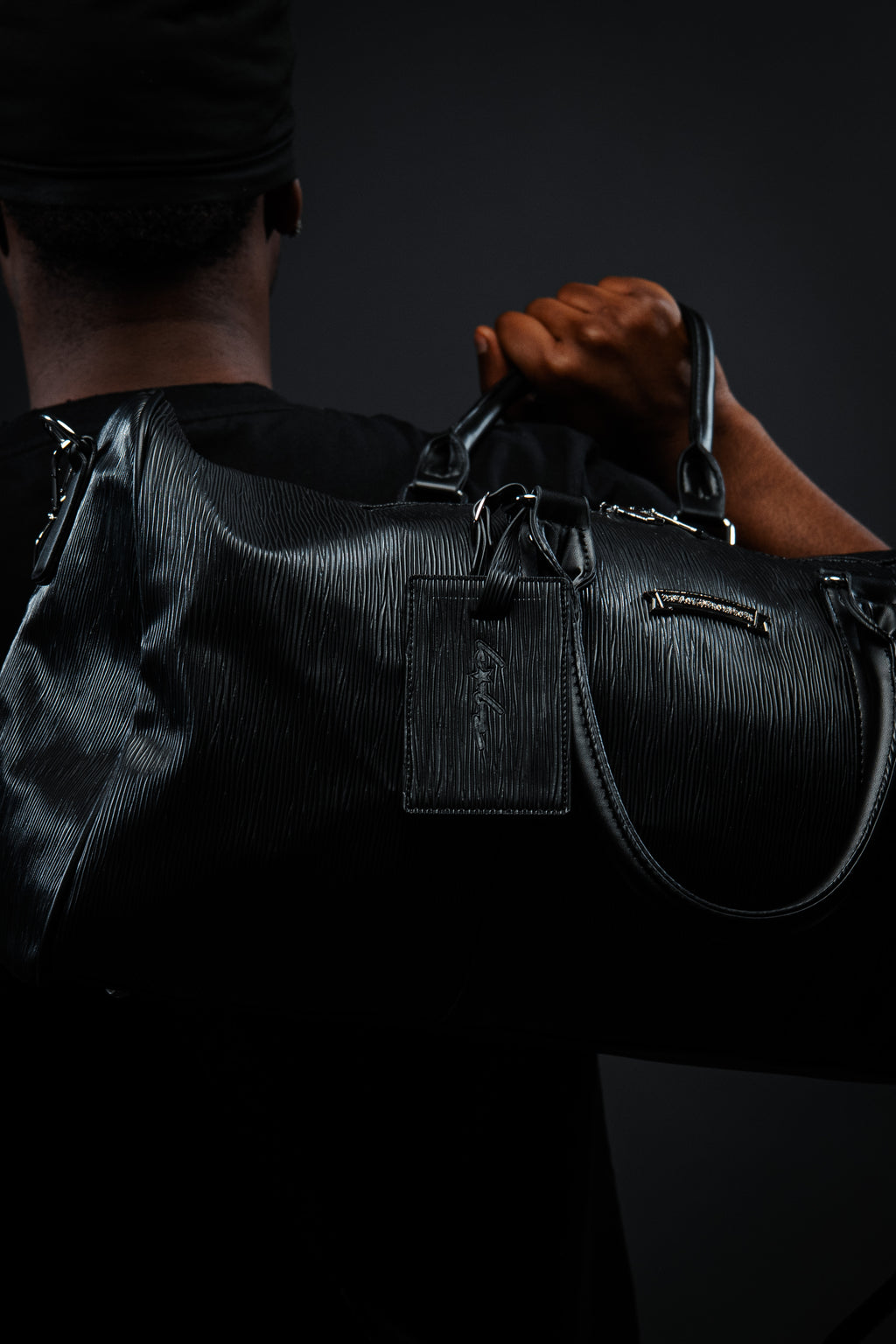 BRUSHED LEATHER TRAVEL BAG