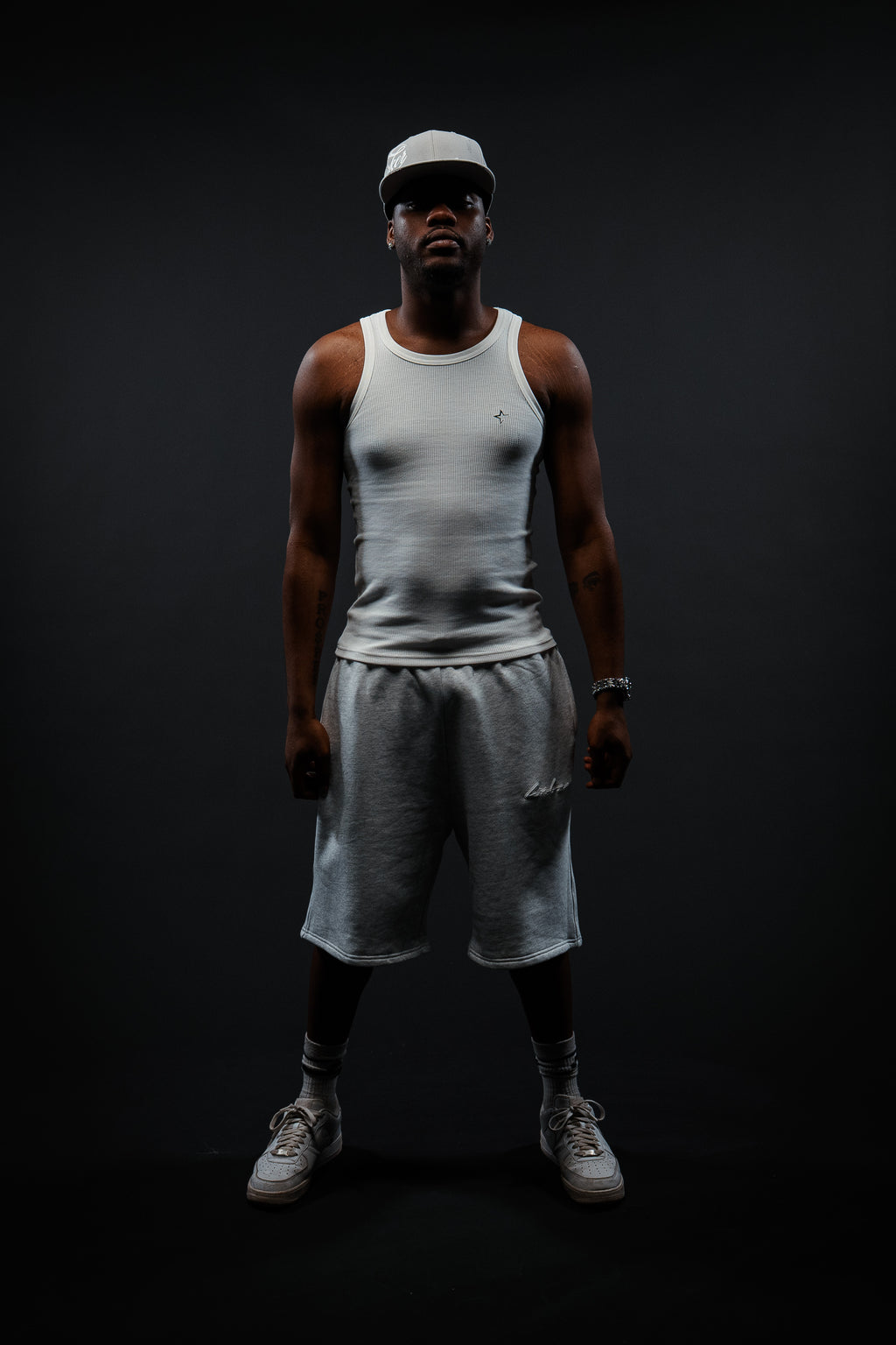 ESSENTIAL WHITE TANK TOP